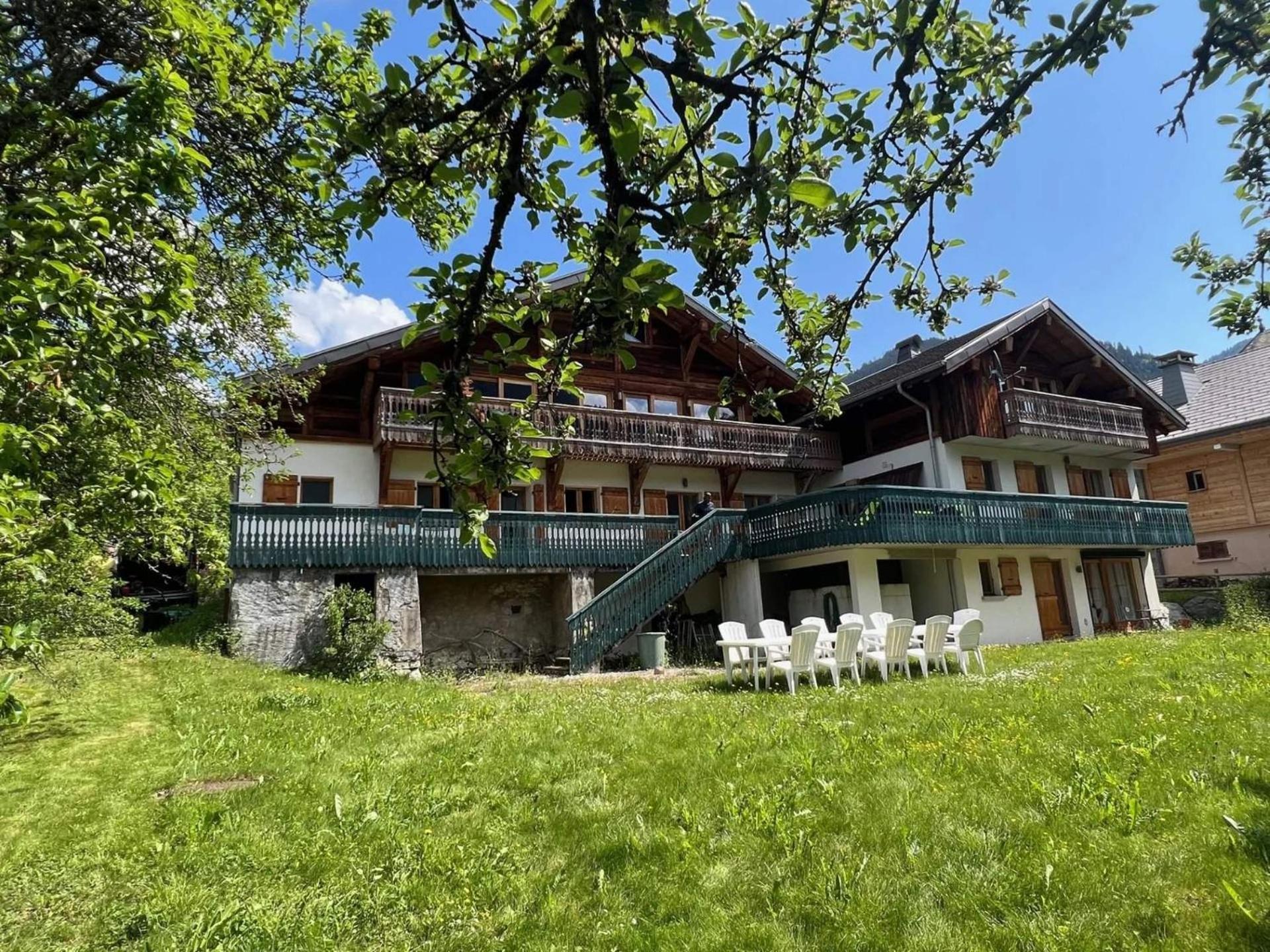 La Ferme Du Chateau La Chapelle-d'Abondance Exterior photo
