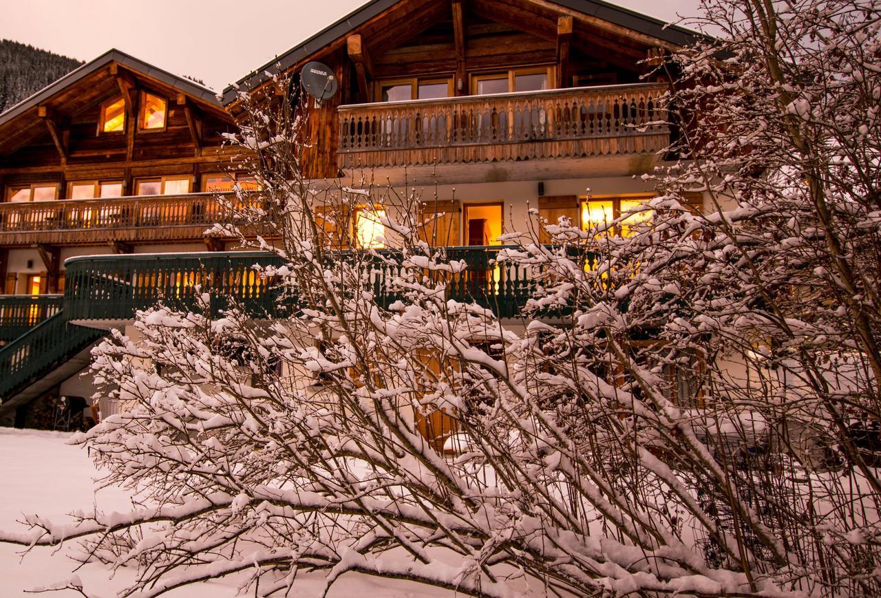 La Ferme Du Chateau La Chapelle-d'Abondance Exterior photo